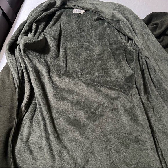 UGG Men's Robinson Two-Tone Robe in Volcano Heather Size M/L - Picture 10 of 12